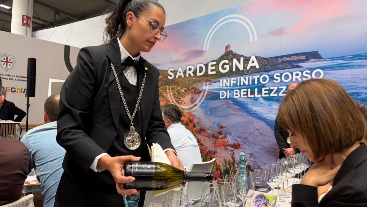 “Tre bicchieri” da record: il Gambero Rosso premia 18 etichette sarde - Ecco i migliori vini dell’isola