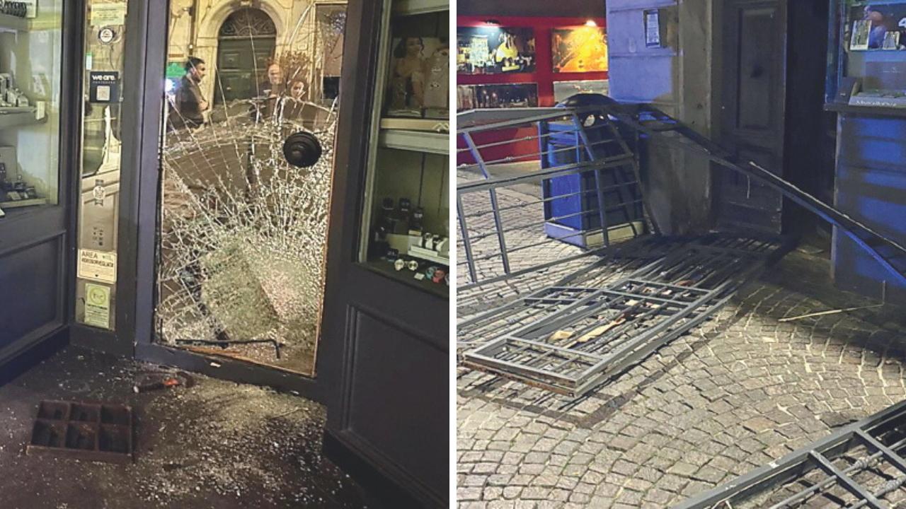 La gioielleria sventrata dai ladri in corso Matteotti (Foto Stick)