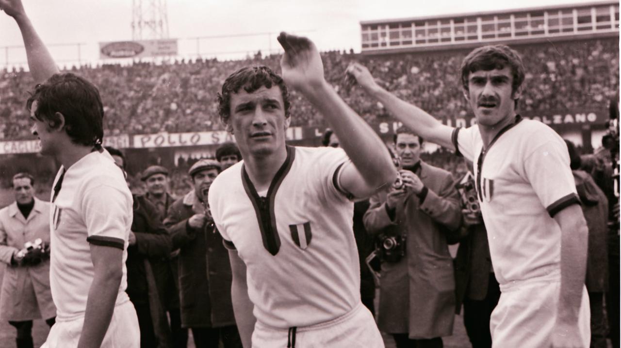 Giuseppe Tomasini compie 80 anni: il campione del Cagliari racconta lo scudetto, l’amicizia con Gigi Riva e l’amore per la Sardegna