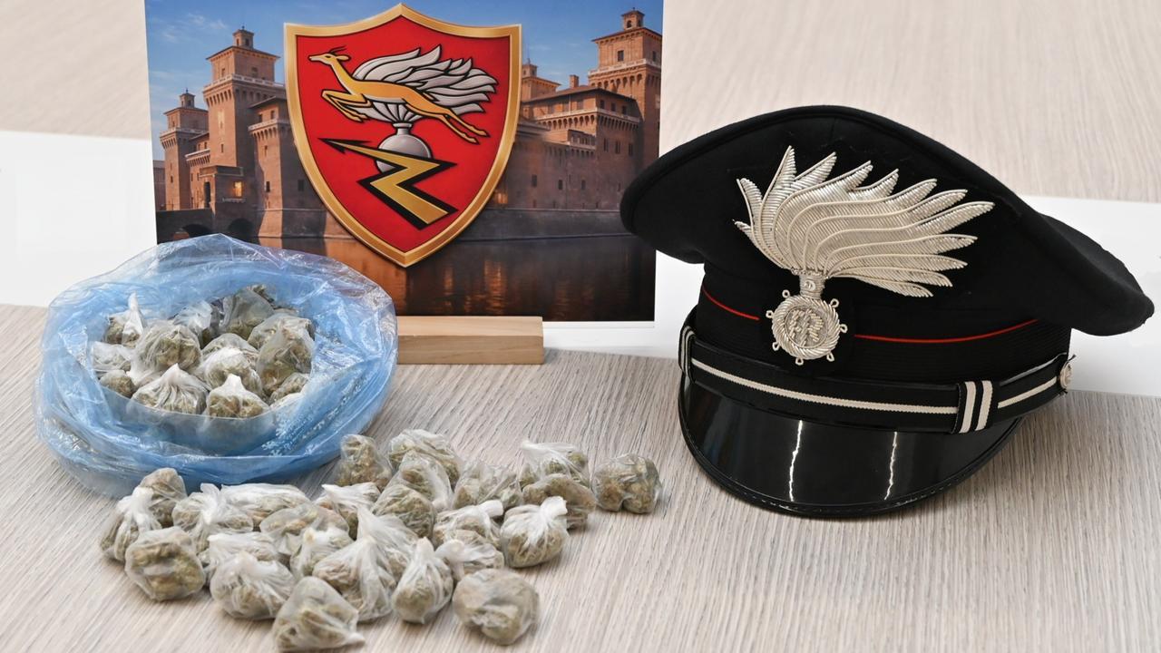 Ferrara, droga e controlli in Gad: due arresti in poche ore