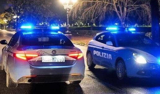 
	Sul posto sono intervenuti gli agenti della polizia

