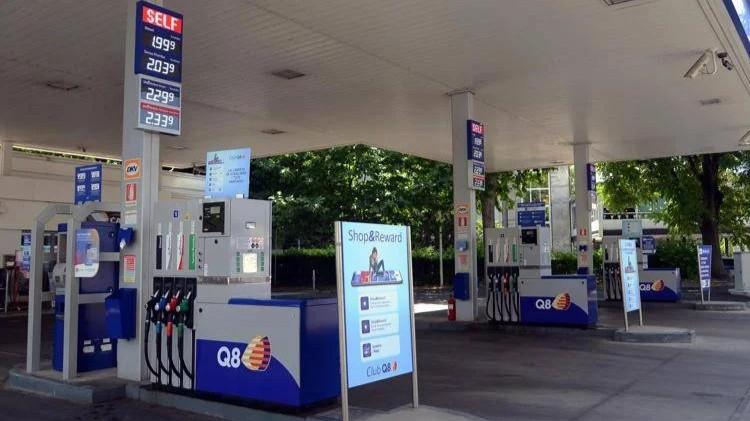 Caro carburanti: anche Q8 adotta il tetto ai prezzi- Come funzionerà
