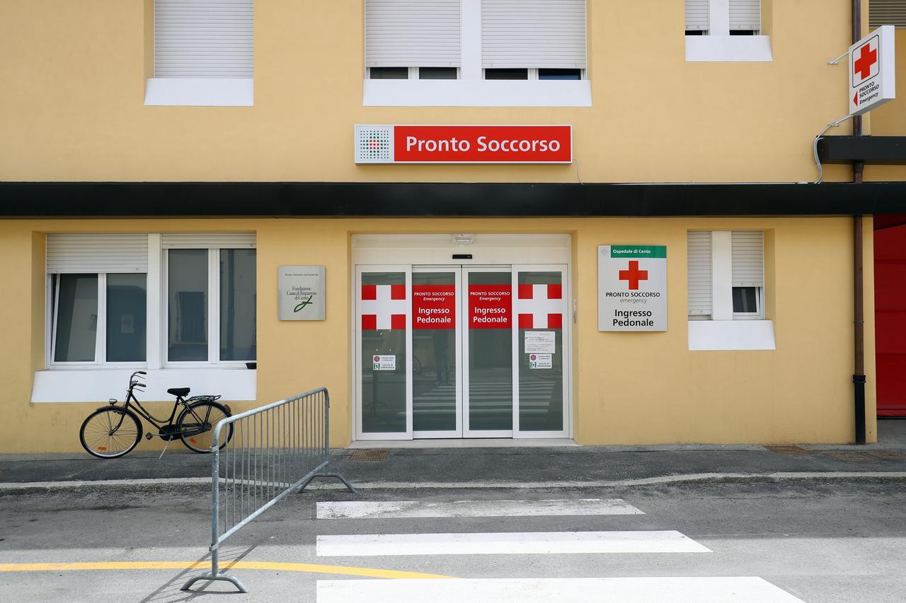 Cento, paziente precipita dalla finestra dell’ospedale