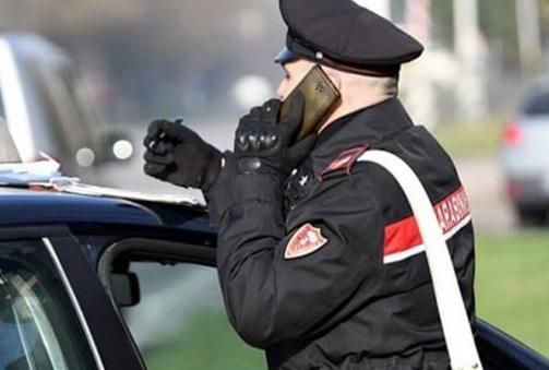 
	Un carabiniere al lavoro (foto d'archivio)

