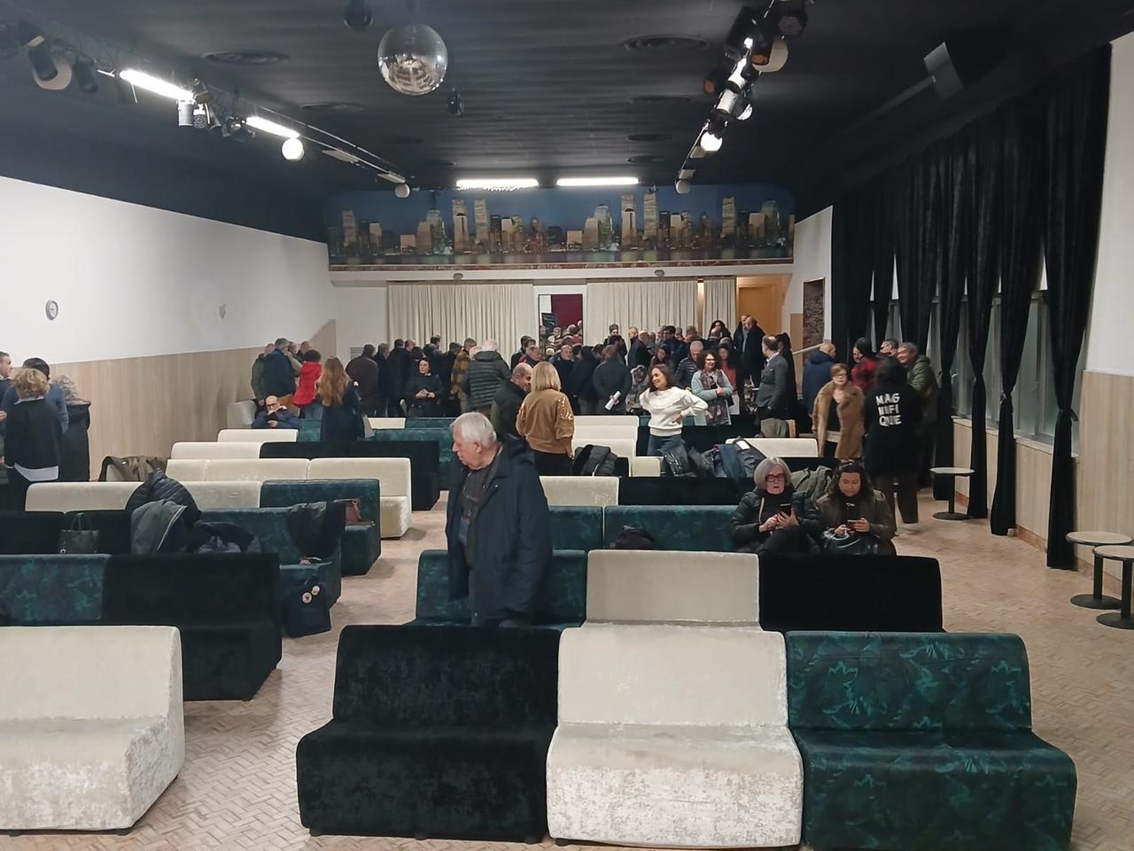 
	L'assemblea di febbraio al circolo Arci di Grignano, quando Marco Biagioni si dimise da segretario

