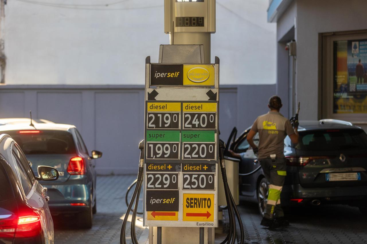 Sconti a gasolio e benzina, perché è una scelta che distorce il mercato