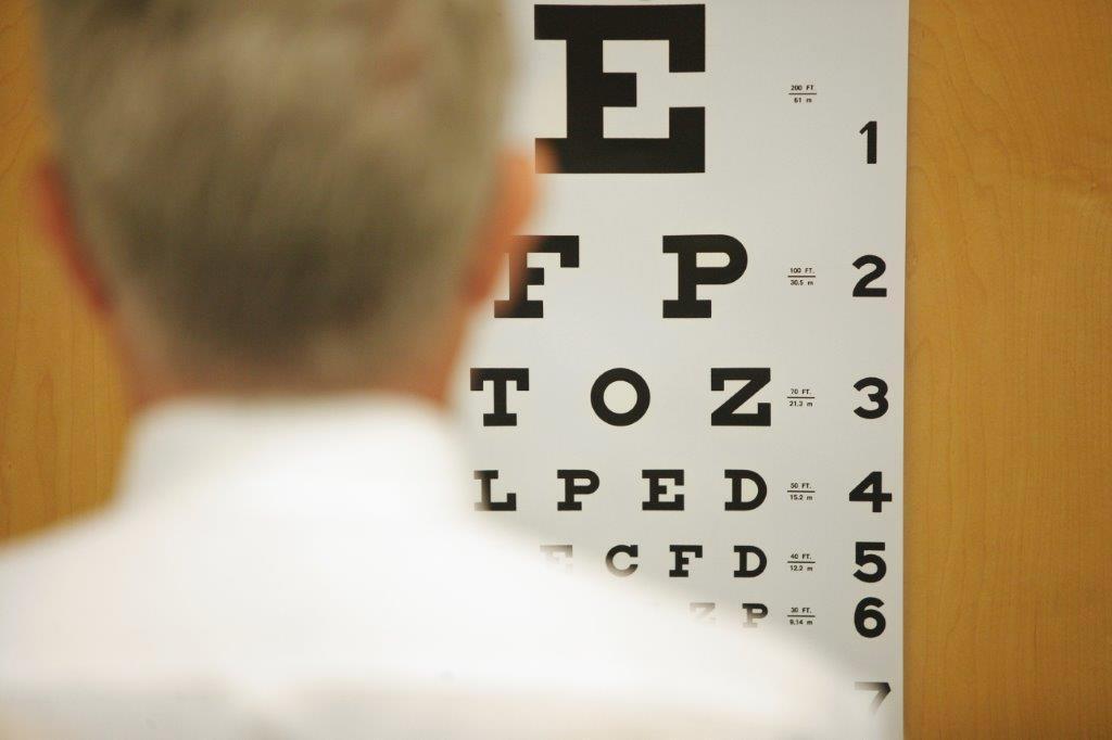 Una visita oculistica per rinnovo patente