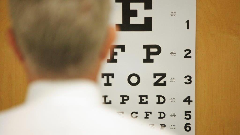 Una visita oculistica per rinnovo patente