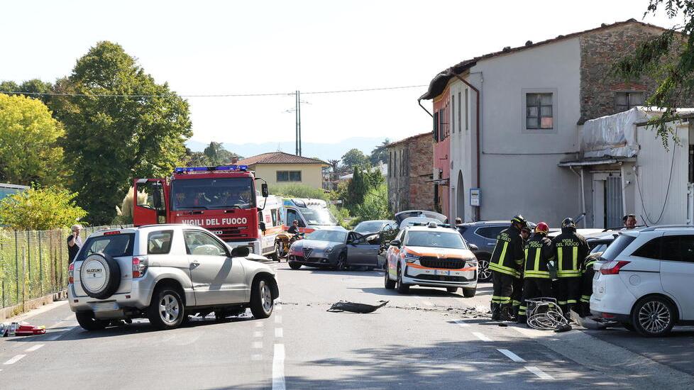 L'incidente sulla Lucchese costato la vita a Roberta Battaglini (foto Nucci)