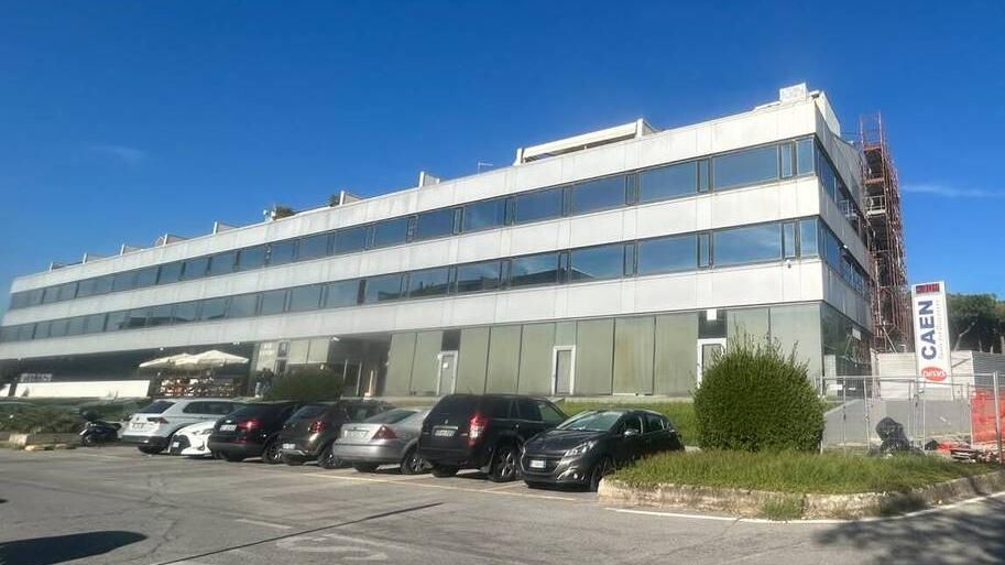 La sede della Caen spa in via Vetraia a Viareggio (foto Iacopo Giannini)