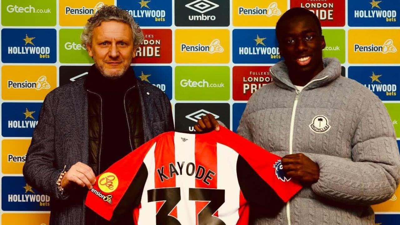 Andrea Ritorni insieme a Michael Kayode, dopo l'accordo con il Brentford