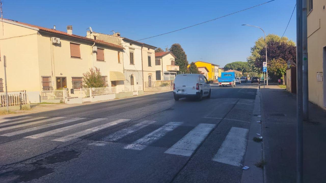 La strada in cui è avvenuto l'incidente (foto Stick)