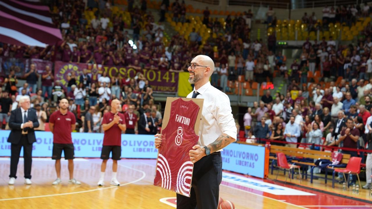
	Tommaso Fantoni, nell'ultimo match casalingo, quando &egrave; stata ritirata la sua maglia numero 8

