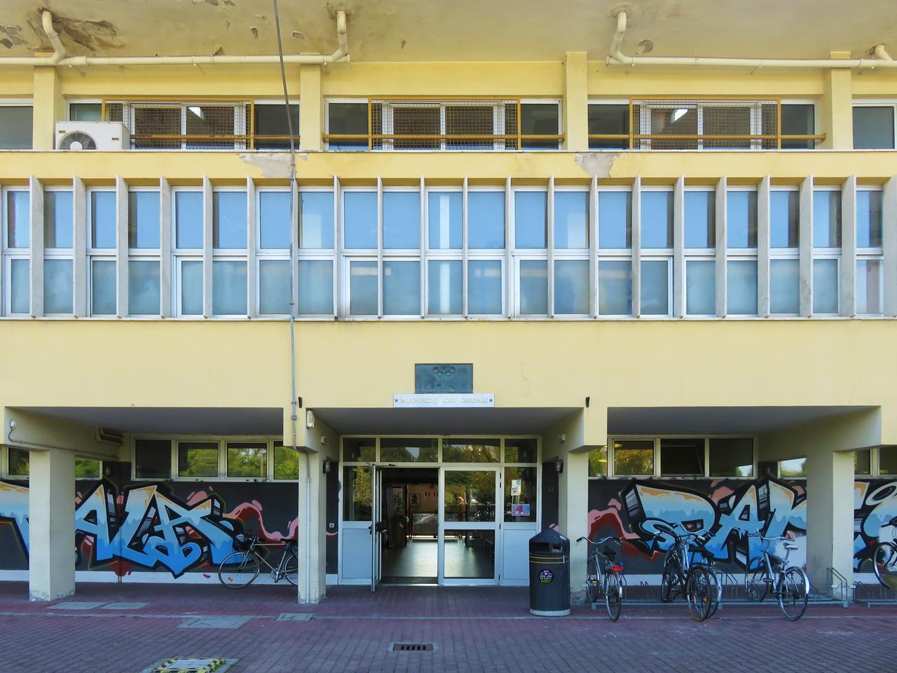Legionella a Ferrara, iniziata la sanificazione delle palestre