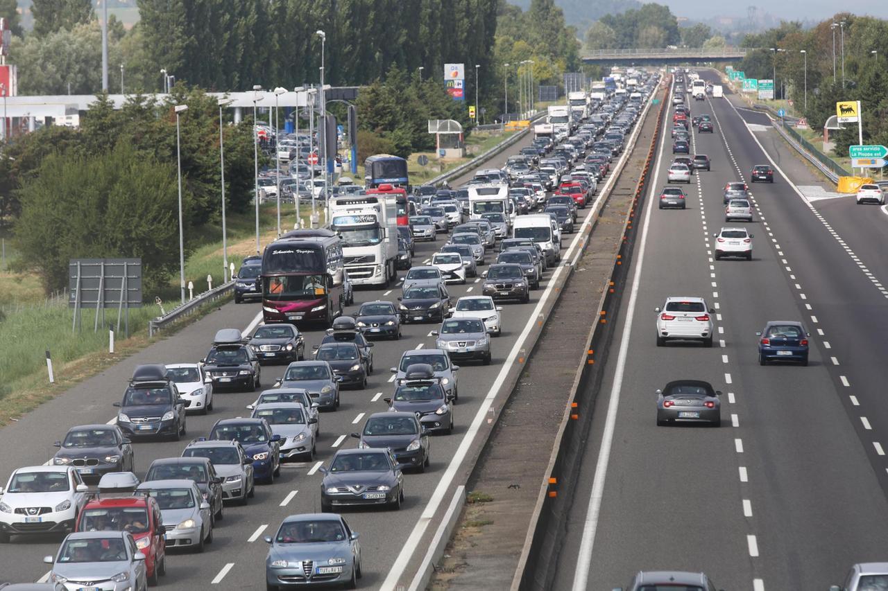 Incidente in Autostrada A1 tra Reggio Emilia e Modena: coda di 1 chilometro