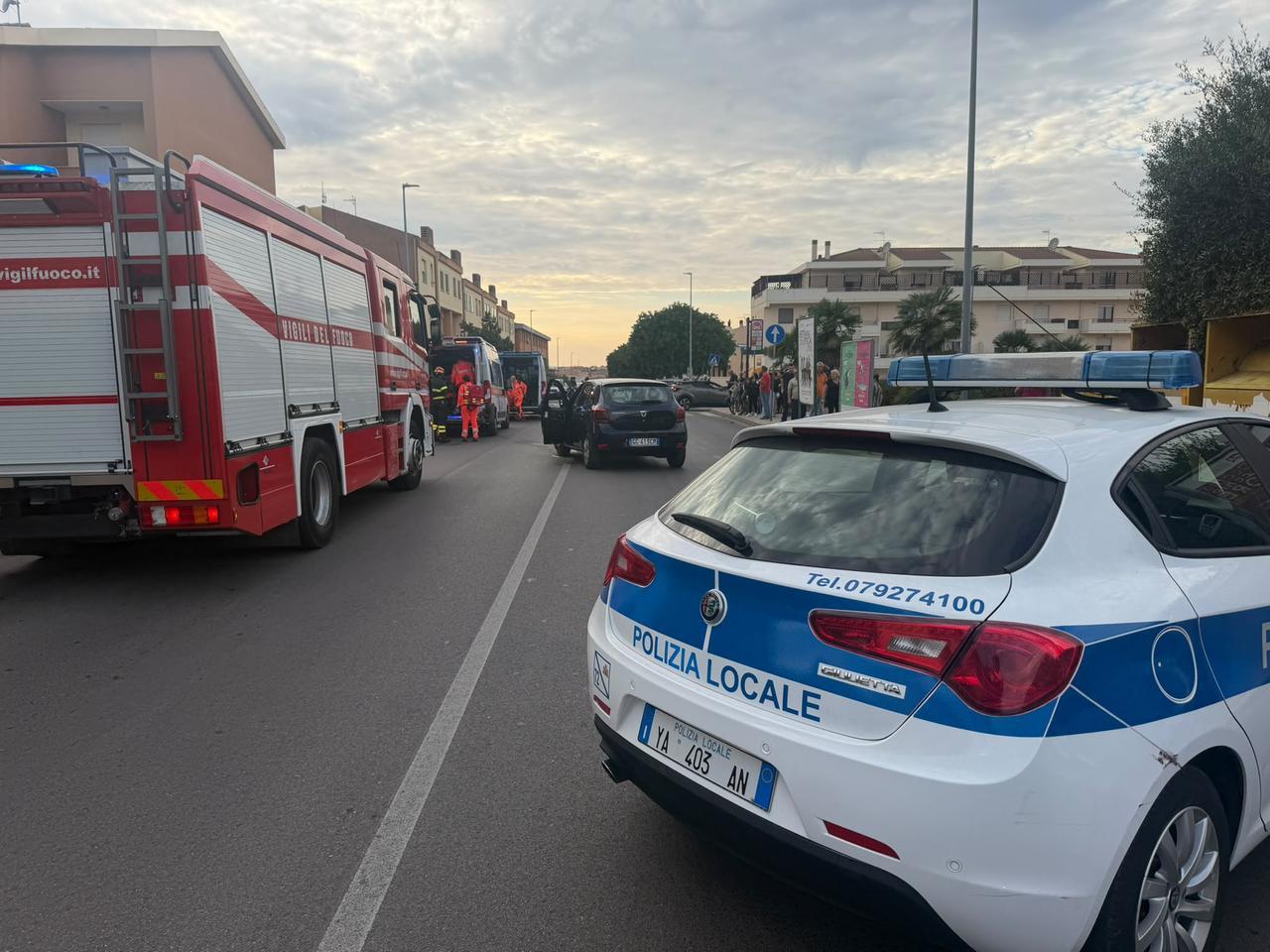 Sassari, scontro tra auto e moto in via Pasella: due feriti