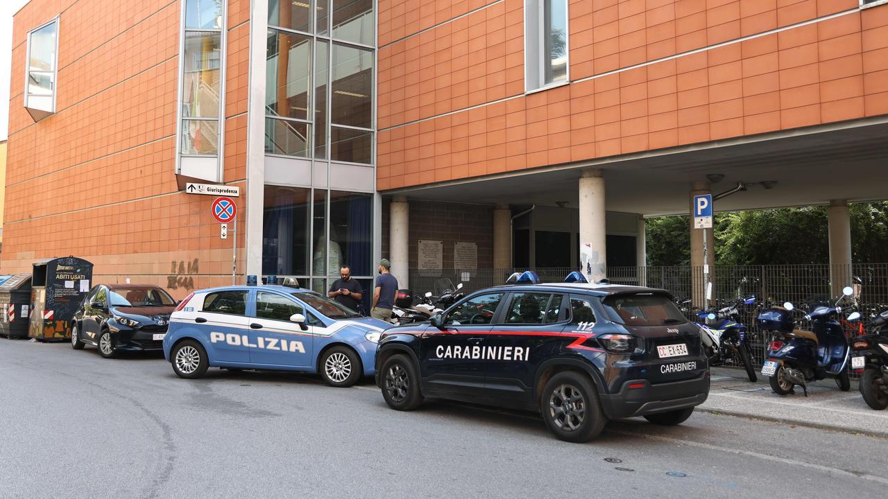 Ferrara, coltellata al liceo Ariosto: arrestato l’aggressore