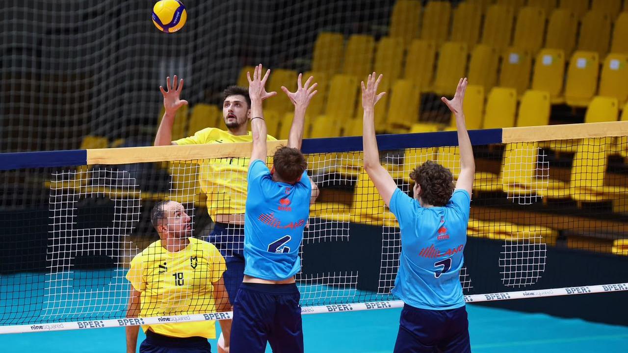 Modena Volley svela le maglie e batte Milano al PalaPanini