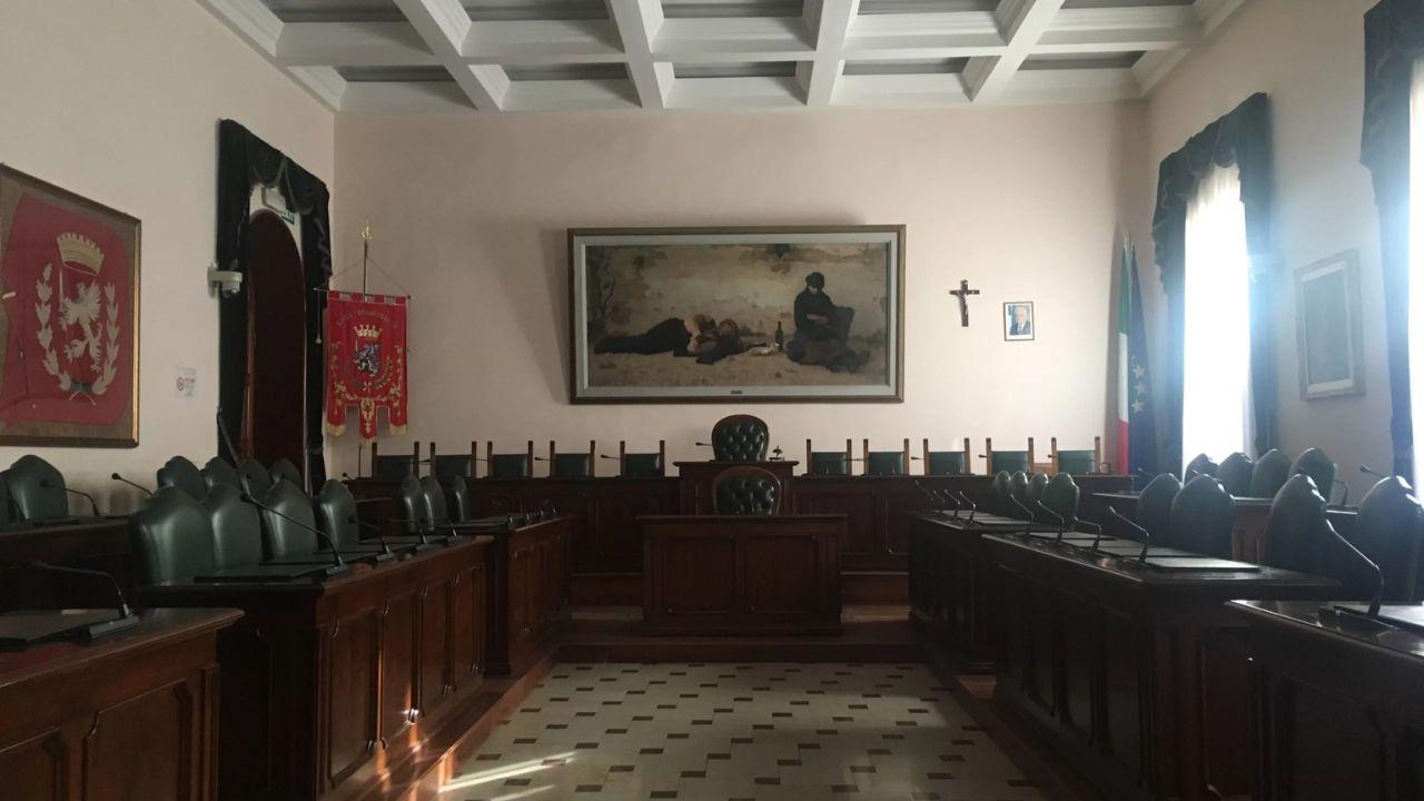 Grosseto, colpo di scena al consiglio comunale: la maggioranza abbandona l’aula – Cosa è successo