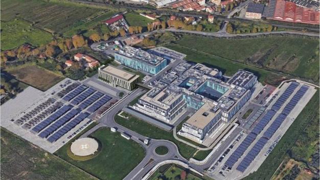 Nel parcheggio della nuova palazzina dell’ospedale di Prato 45 posti gratis per pazienti oncologici