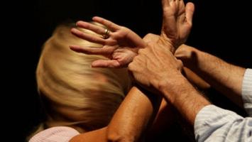 Ferrara, controllata e violentata: l’ex compagno finisce a processo