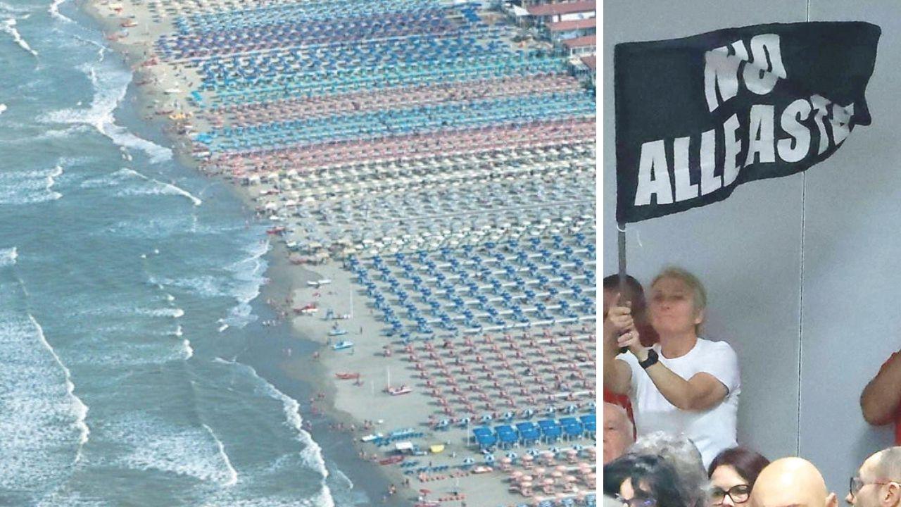 Una veduta degli stabilimenti balneari in Versilia