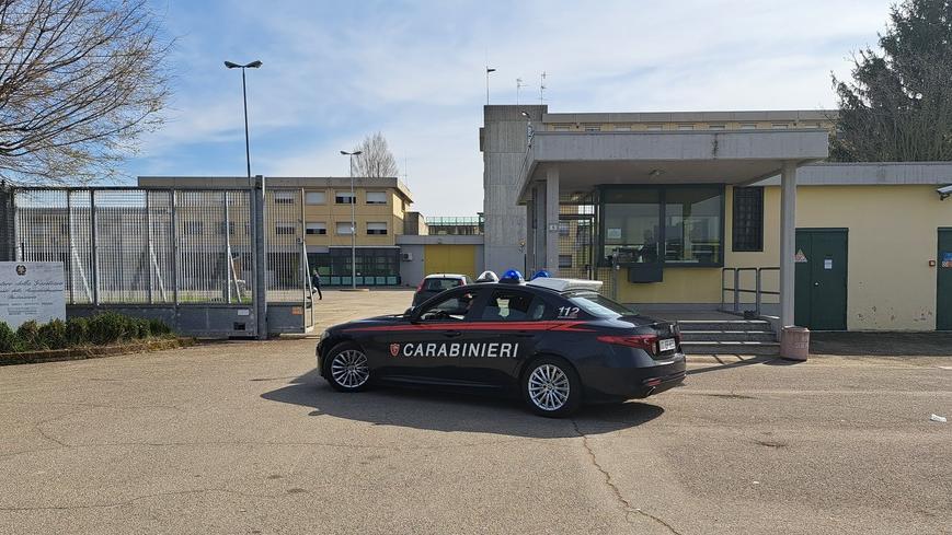 Minaccia di tagliare la testa all’ex: 35enne violento va in carcere