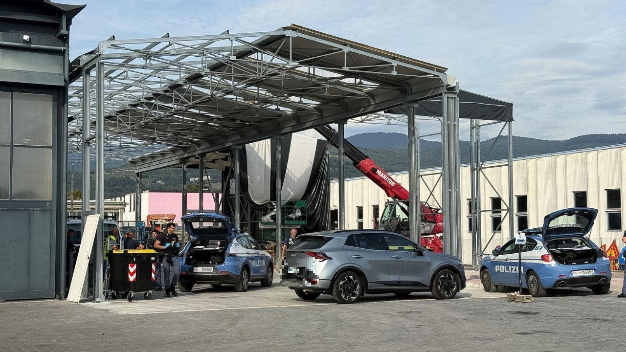 Pistoia, morto sul lavoro a 43 anni: sigilli al cantiere. Inchiesta per omicidio colposo