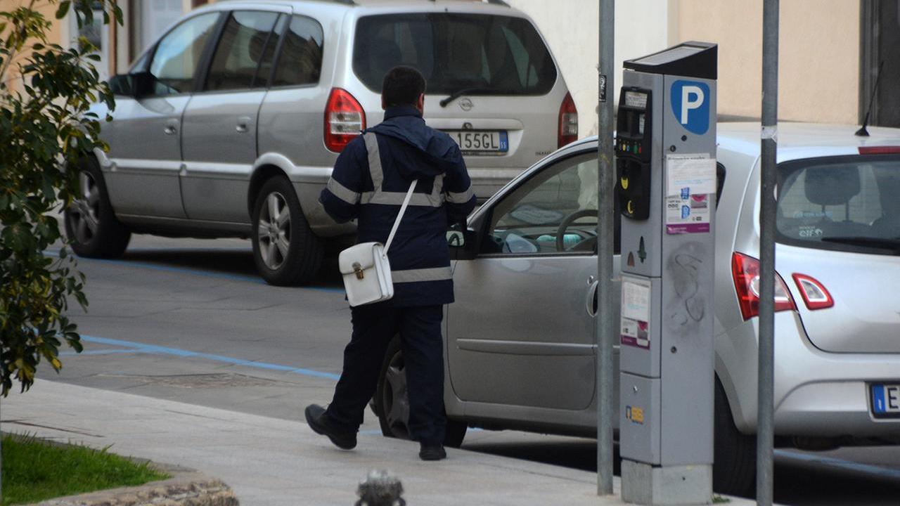 Parcheggi, l’allarme dei dipendenti: «La politica in ritardo, nessuno si preoccupa per noi»