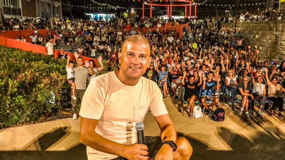 Entra in canonica per rubare, il parroco si sveglia e chiama i carabinieri: «Ho bloccato l’intruso con le mani nel sacco»