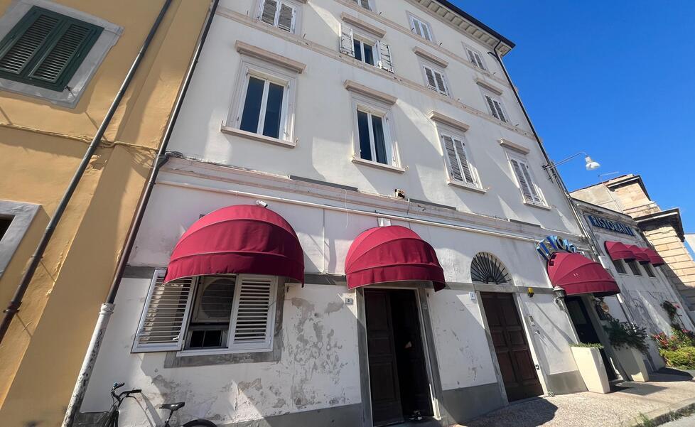 Livorno, in Comune si litiga sull'acquisto del palazzo in porto della Spil<br>
