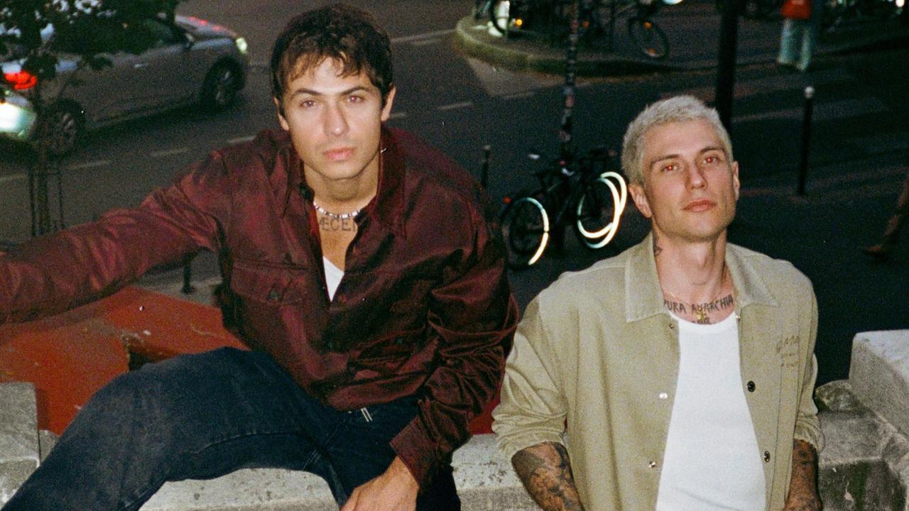 
	Benji &amp; Fede aprono a Modena il loro tour nei teatri

