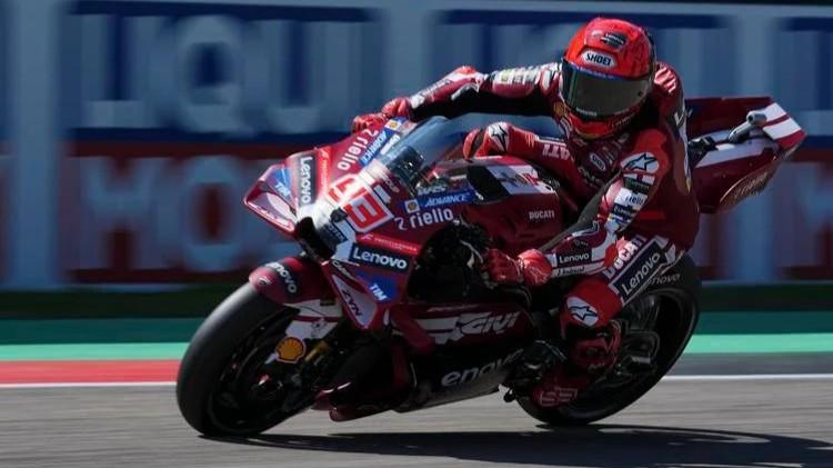 Marc Marquez piazza il sorpasso a metà gara e vince il Gran Premio del Giappone – La top ten