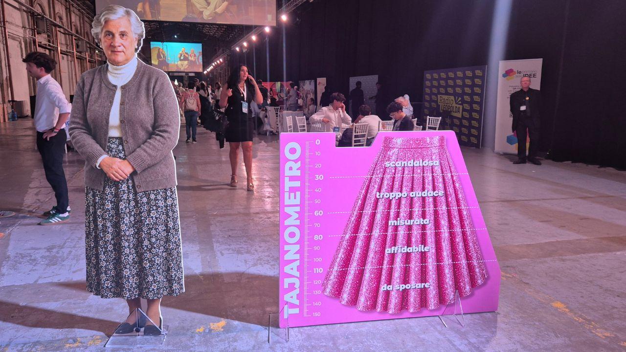Il Tajanometro, il cartonato all’ingresso della Leopolda