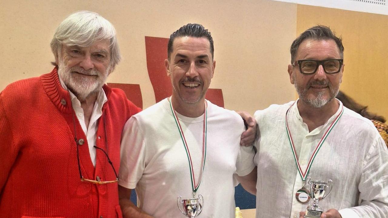 La premiazione col delegato Coni Massimo Taiti