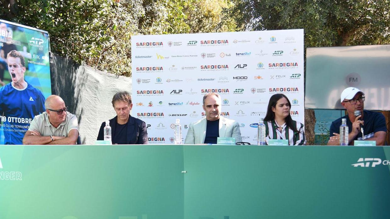 L’Olbia Challenger alza l’asticella. Binaghi: «Così si fa crescere il tennis»