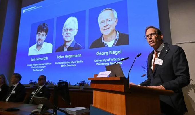 Nobel per la Medicina 2026: premiato lo studio sull’optogenetica