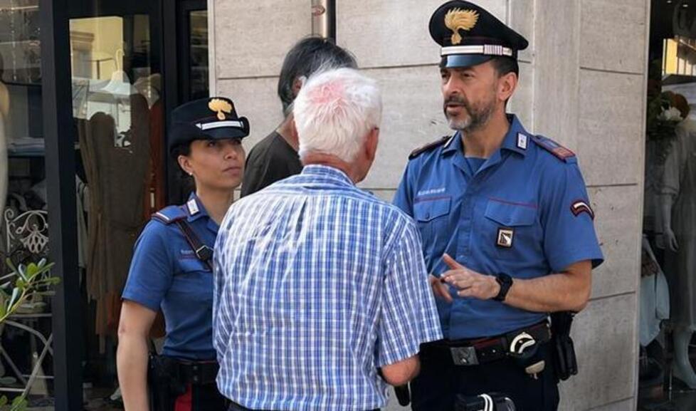 Pedinati e presi finti carabinieri a Sassuolo. Stavano per rubare 10mila euro