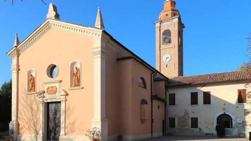 Il nuovo parroco esorcista: «Mi occupo di chi si sente colpito dal maligno»