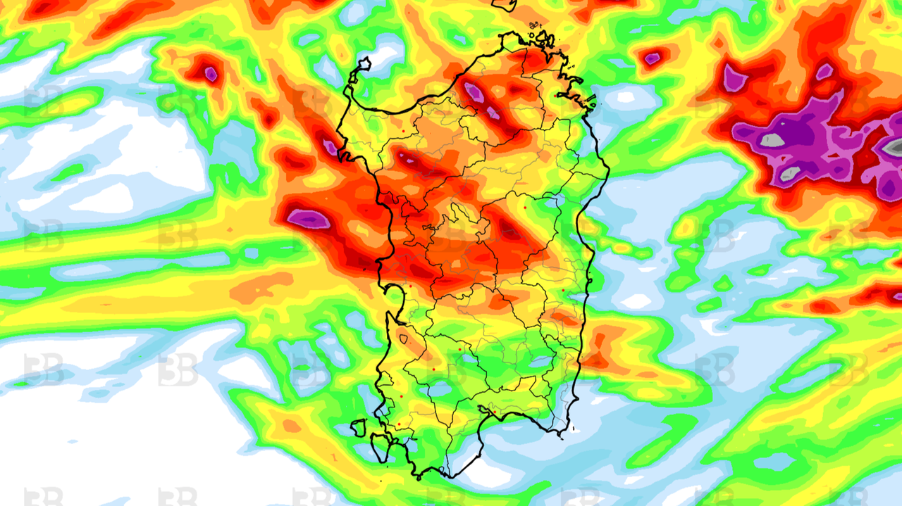 Sardegna, arriva la prima vera perturbazione autunnale con temporali e crollo delle temperature: minime fino a 10 gradi