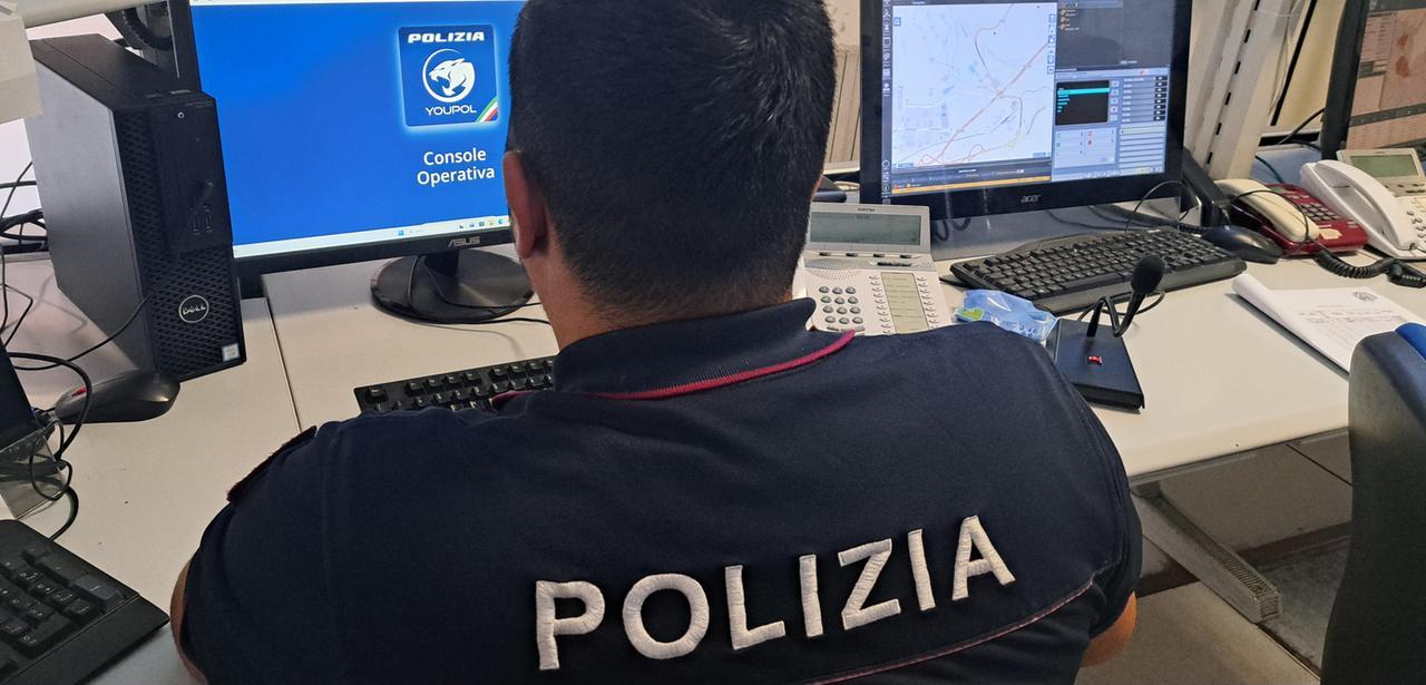 San Teodoro, segnalazione anonima su YouPol: denunciato un uomo che spacciava nel locale in cui lavorava