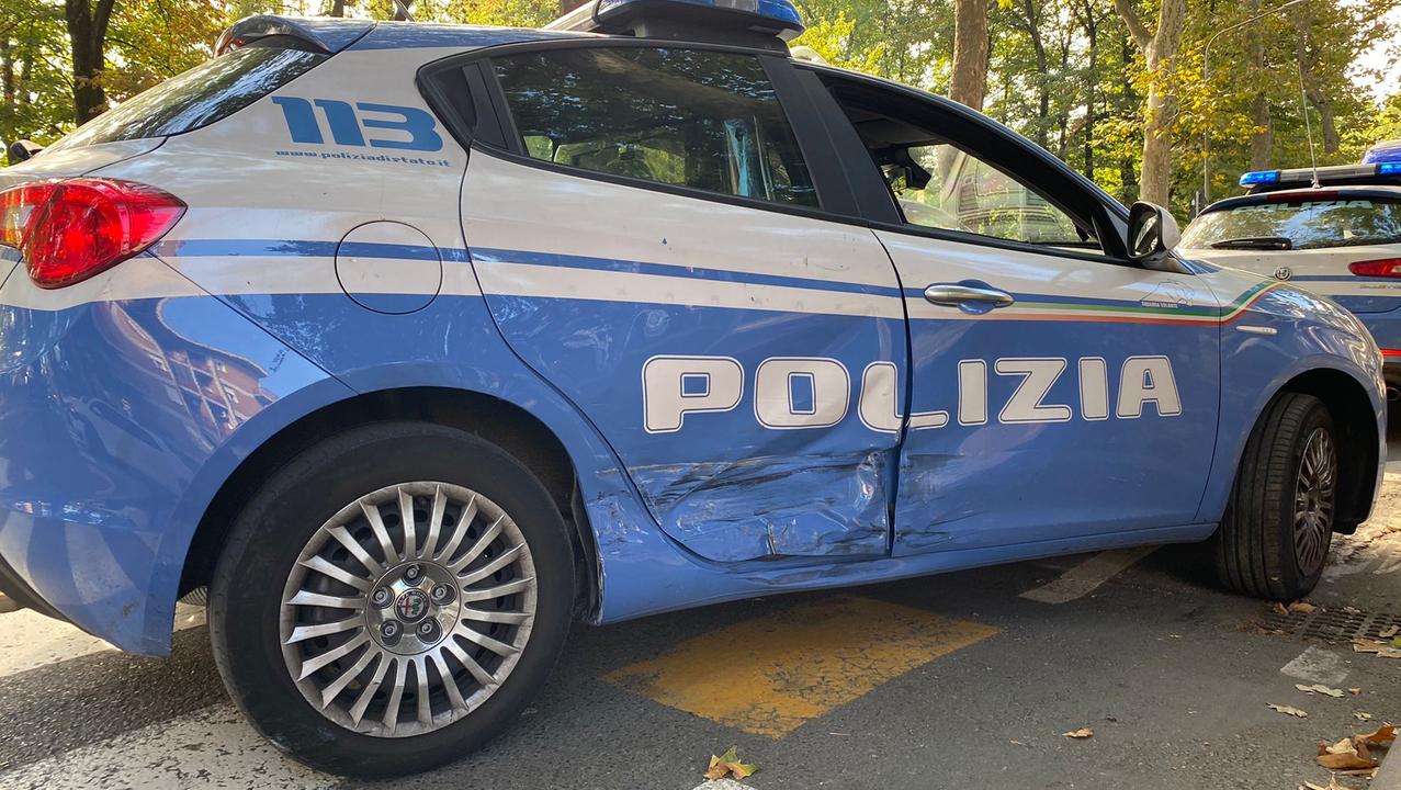 Una volante incidentata (foto d'archivio)