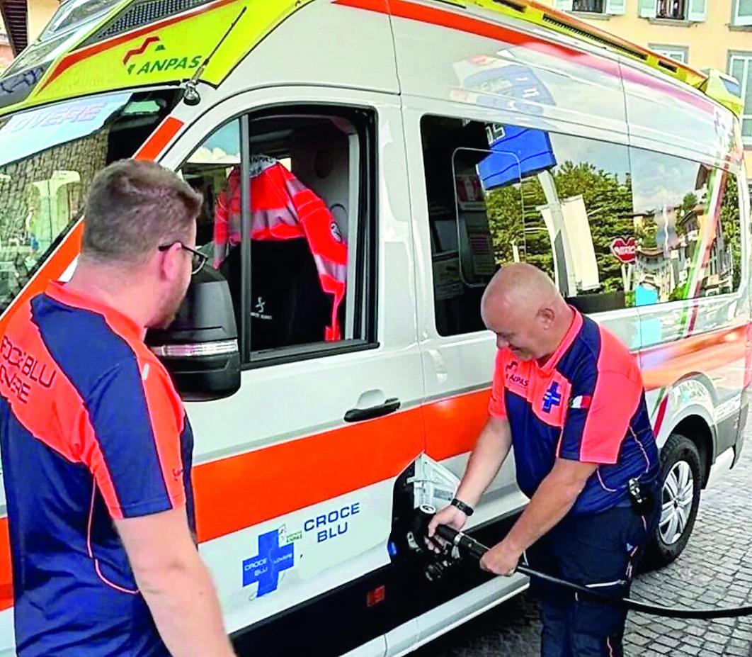 Caro carburante, ambulanze e soccorso a rischio stop – La denuncia delle associazioni