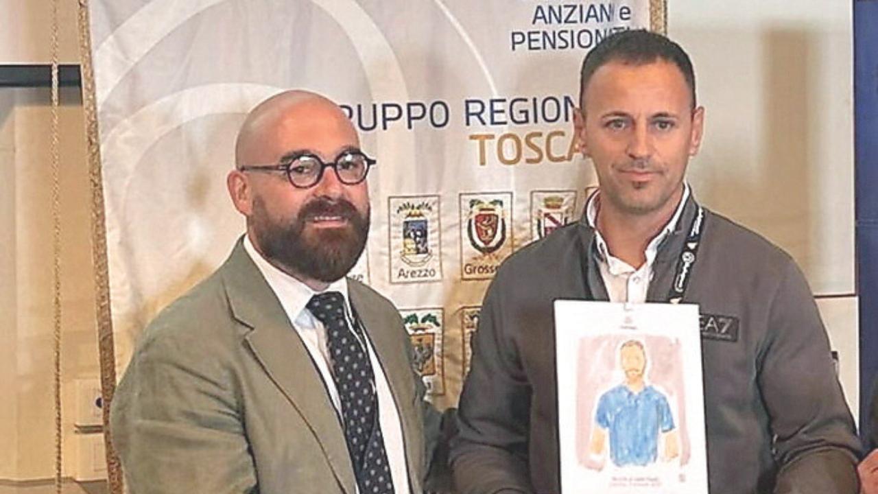Il premio consegnato a Paulin Lleshi
