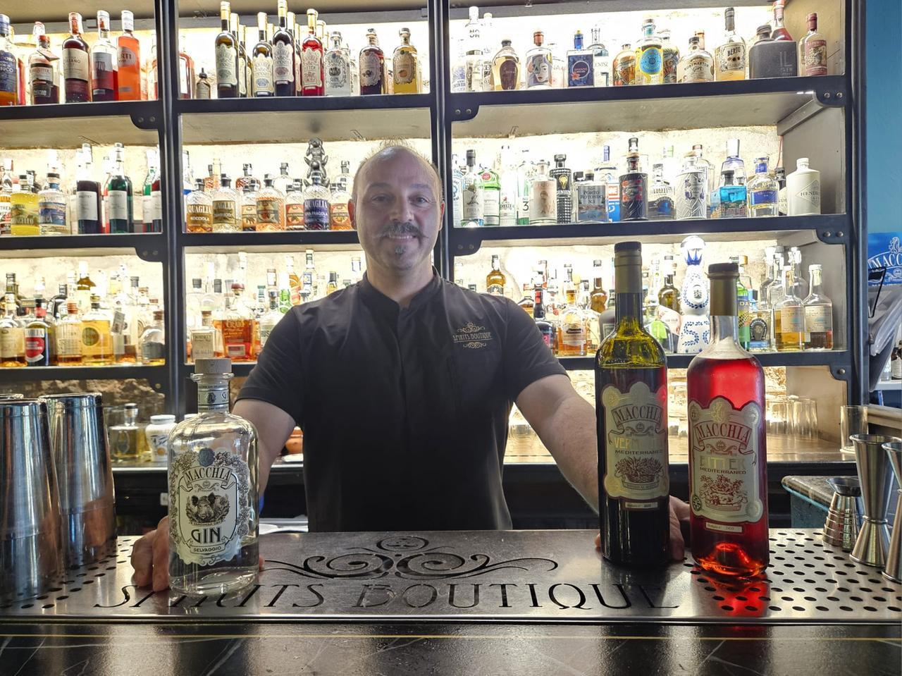 Bitter e vermouth della Gallura, i drink di Rocchino tra profumi e colori