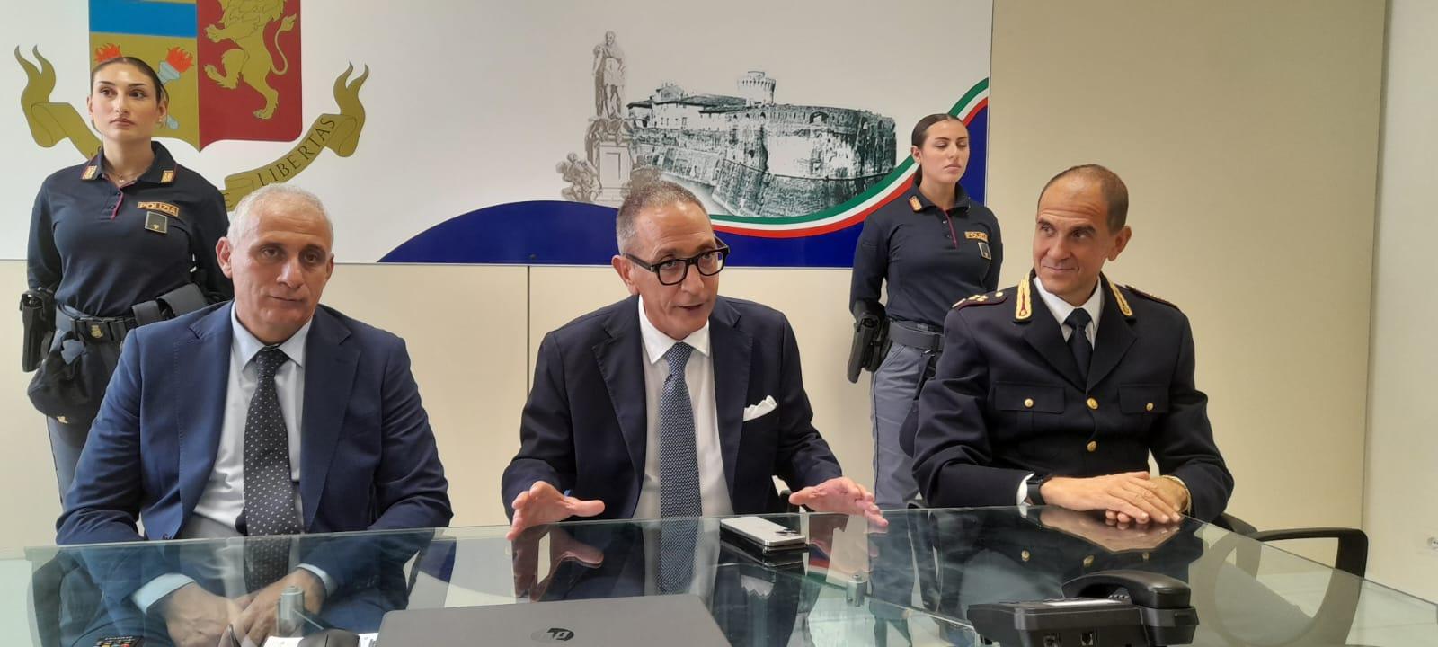 Il nuovo questore di Livorno Michele Abenante si presenta: «No alle prime donne, lavoriamo con coesione» 