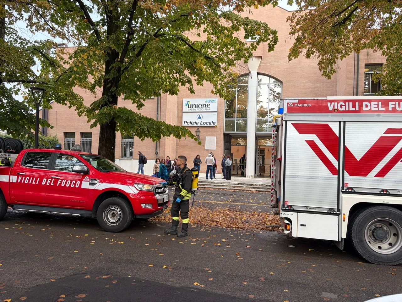 Guastalla, scatta l'allarme antincendio nell'ex tribunale: edificio evacuato