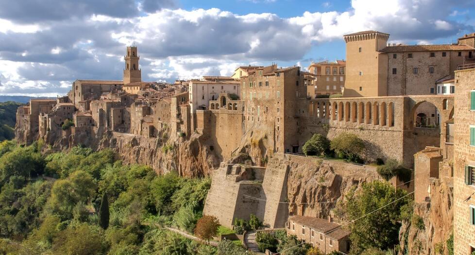 
	Una veduta di Pitigliano

