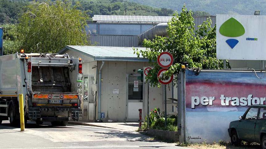 L'ingresso dello stabilmento Cermec