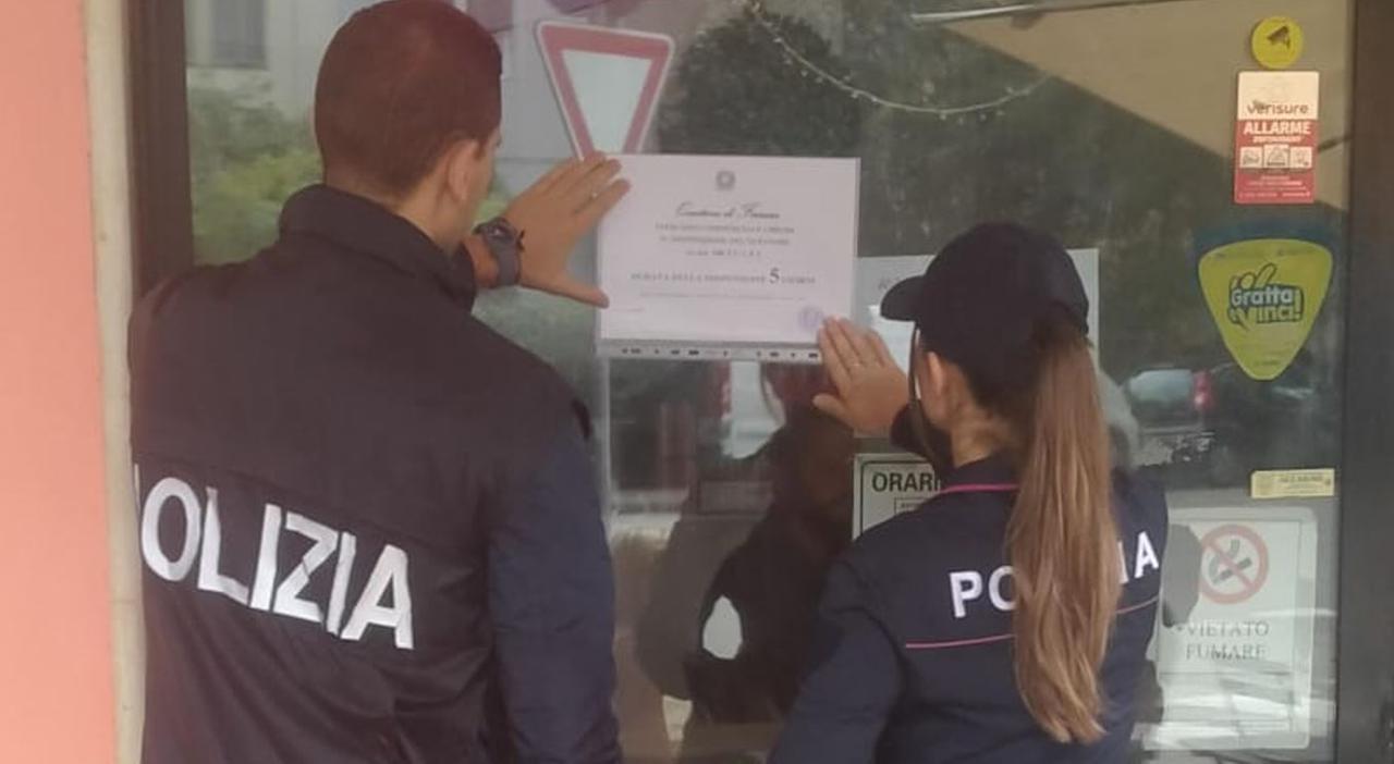Sicurezza a Ferrara, cinque giorni di chiusura per un bar del centro